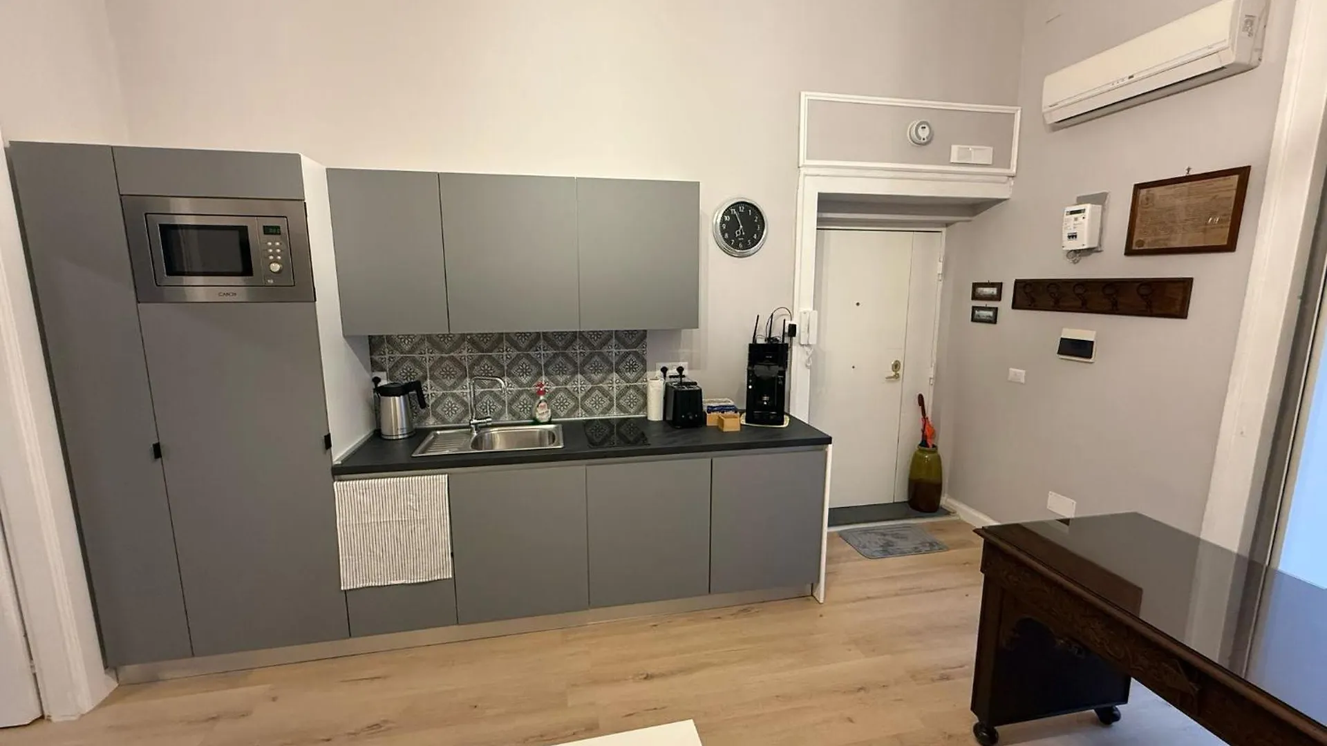 La Dimora Dei Mille Apartment Naples